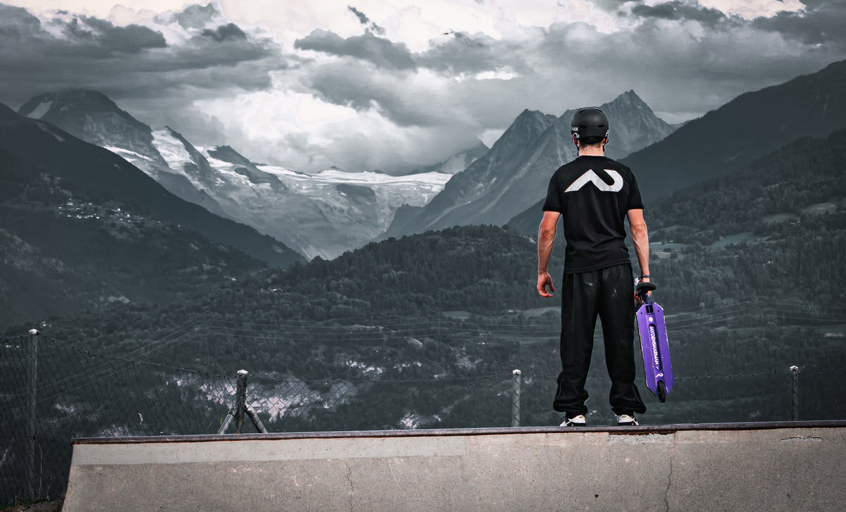Pinnacle Logo T-shirt